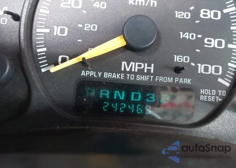 2002 Chevrolet Avalanche 1500 z USA, uszkodzony, nr VIN 3GNEK13T02G112170